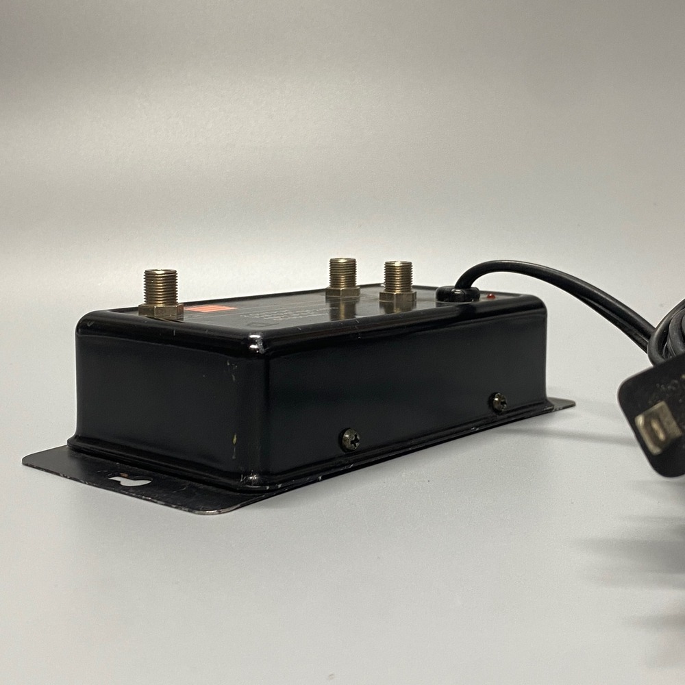 Gemini Signal Amplifier OS Black Excellent DM2000 VHF UHF FM 24dB 2-Output - Picture 8 of 11